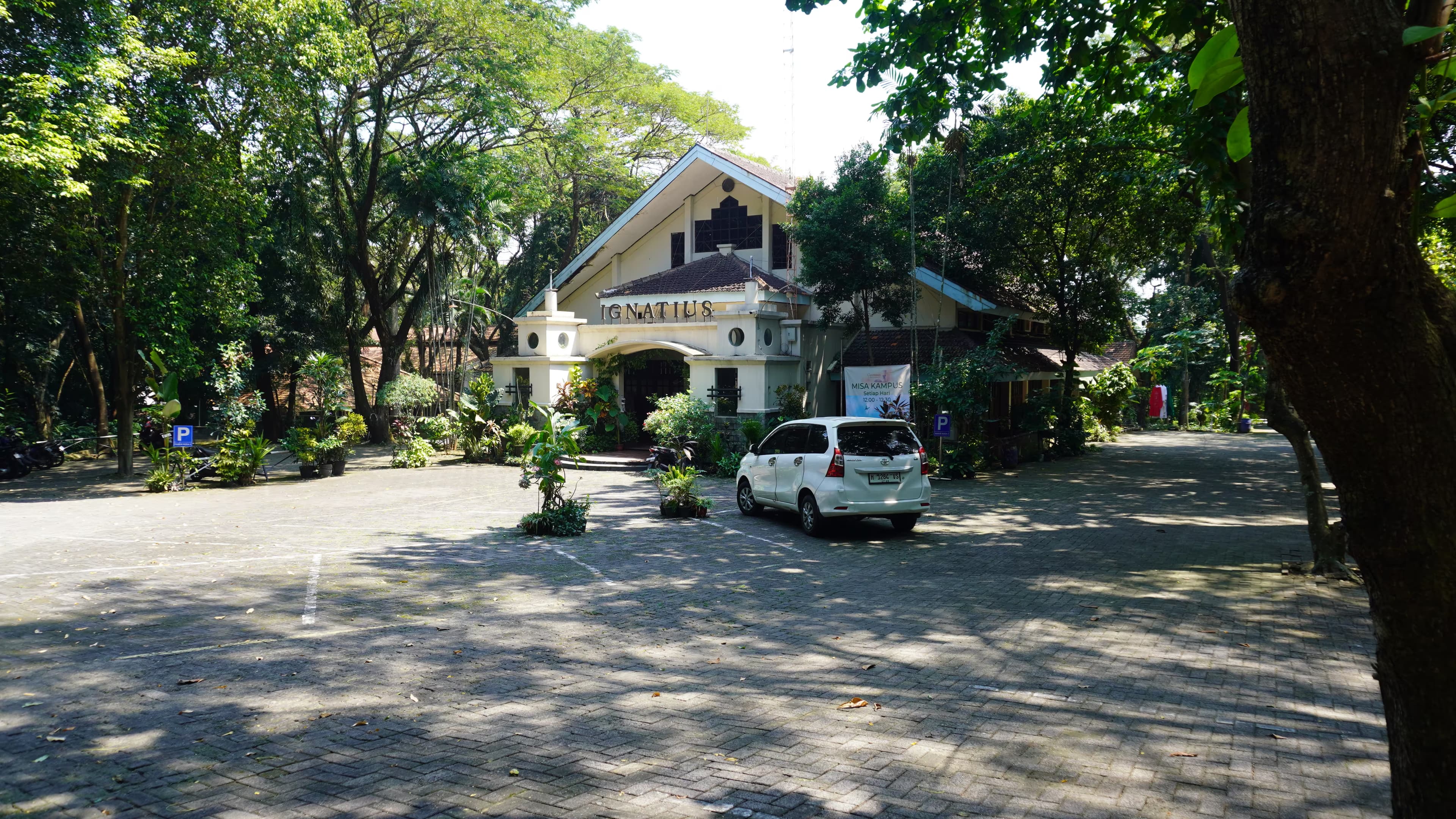 Kapel Universitas