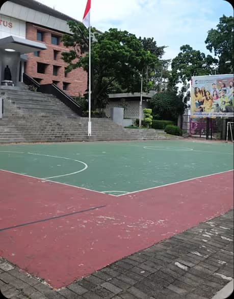 fasilitas olahraga FHK